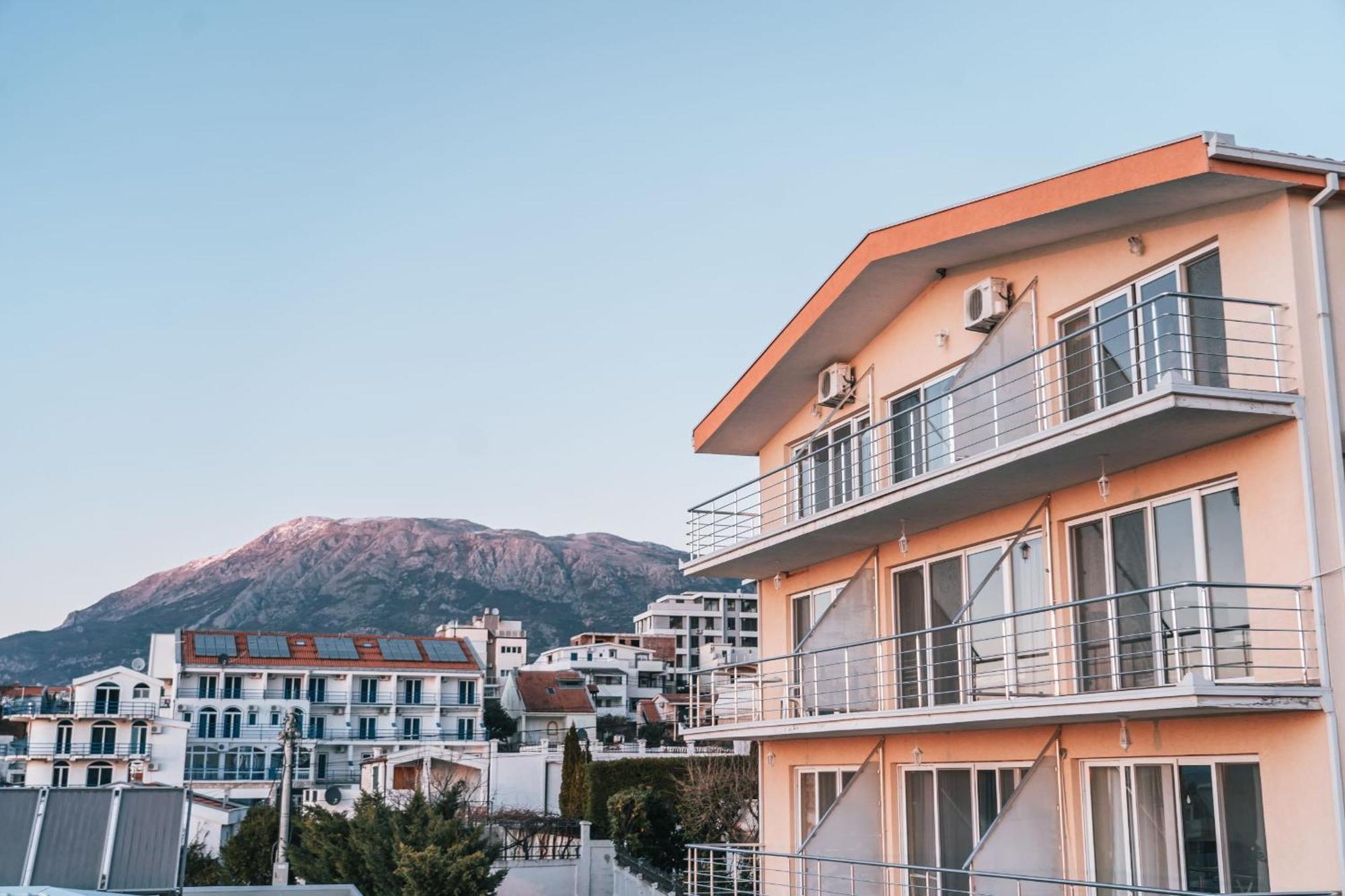 Fidel Apartments Kruče Exterior foto